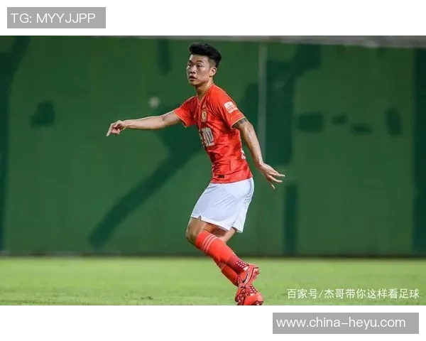 中超联赛引发严鼎皓转会潮流新动向解析与未来展望 中超联赛引发严鼎皓转会潮流新动向解析与未来展望