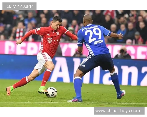 拜仁慕尼黑客场不敌沙尔克04，客场失利堪称惨败