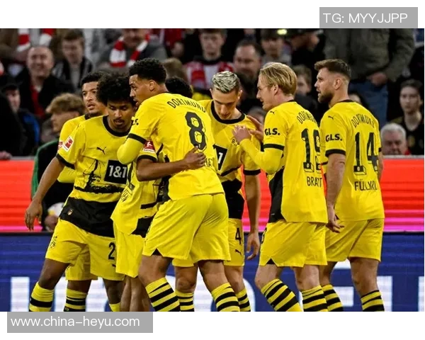 多特大胜沃尔夫斯堡,德甲榜首之争愈发激烈 多特大胜沃尔夫斯堡,德甲榜首之争愈发激烈