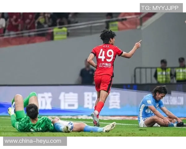 哈雷尔斯约恩逆袭亚琛RB莱比锡，3-2取胜震惊德甲主场球迷